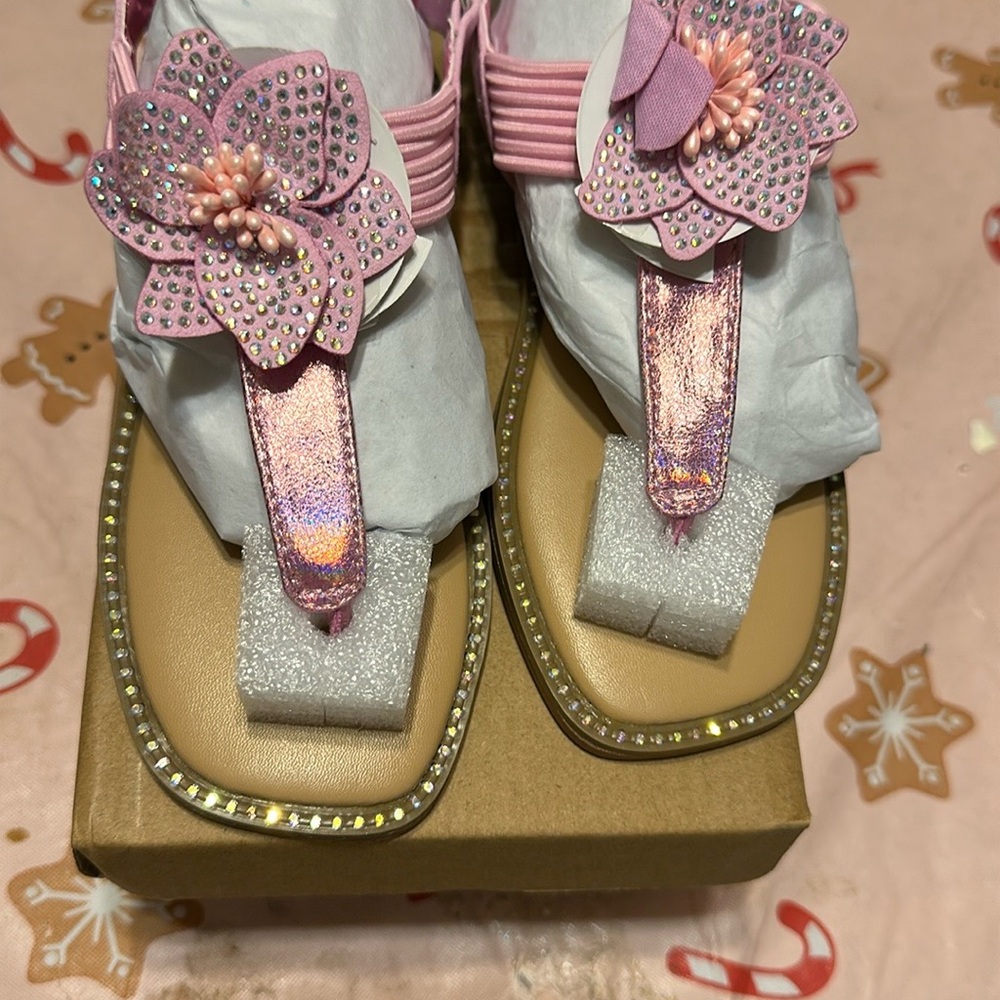Pink Floral Embellished Sandals Steve Madden girls 11